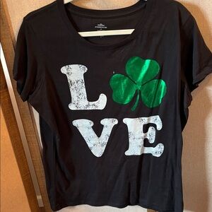 Black T-Shirt with Love and Shamrock Design 2x